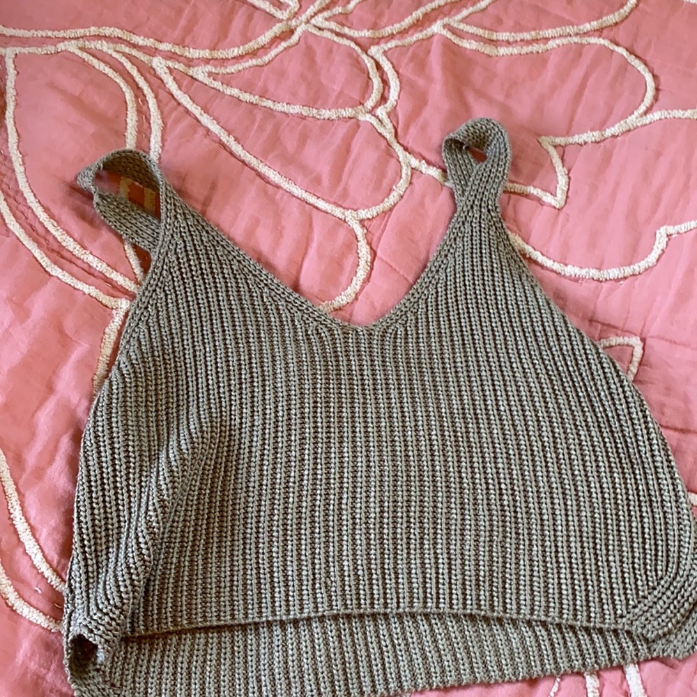 Cropped tank